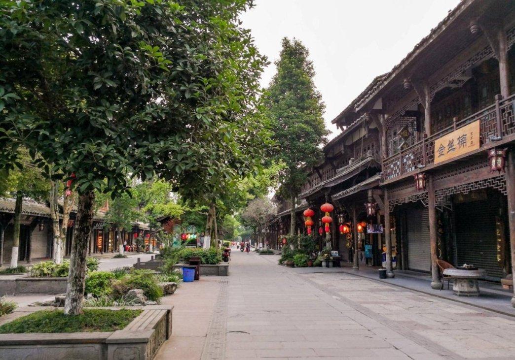 如何面对真实的自我是什么歌？游戏画面